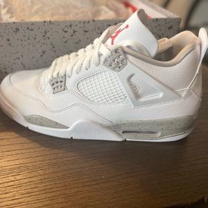 Retro 4 Air Jordan White/FireRed-TechGrey-Black
